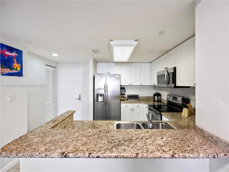 Property photo # 9