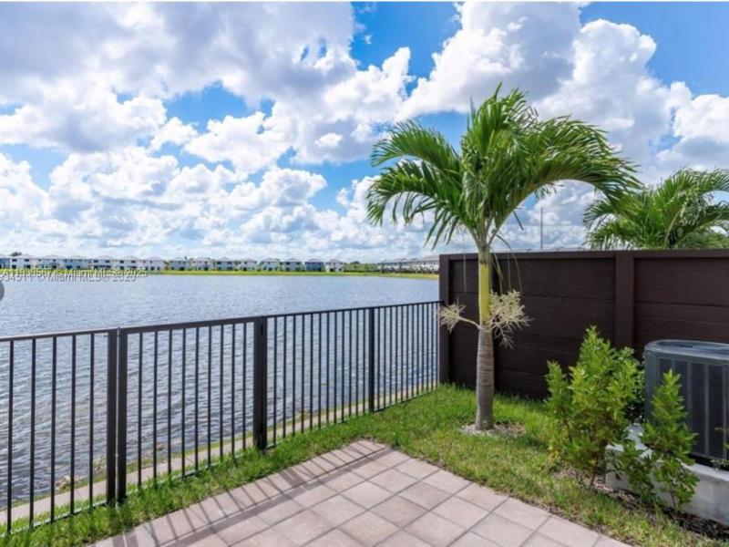 Property photo # 9