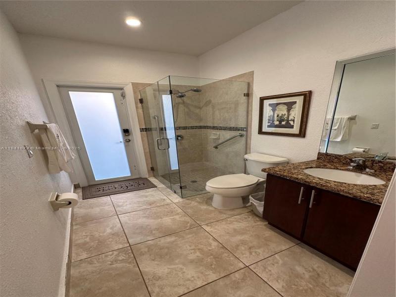 Property photo # 6