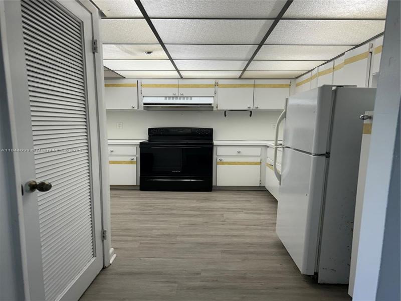 Property photo # 9
