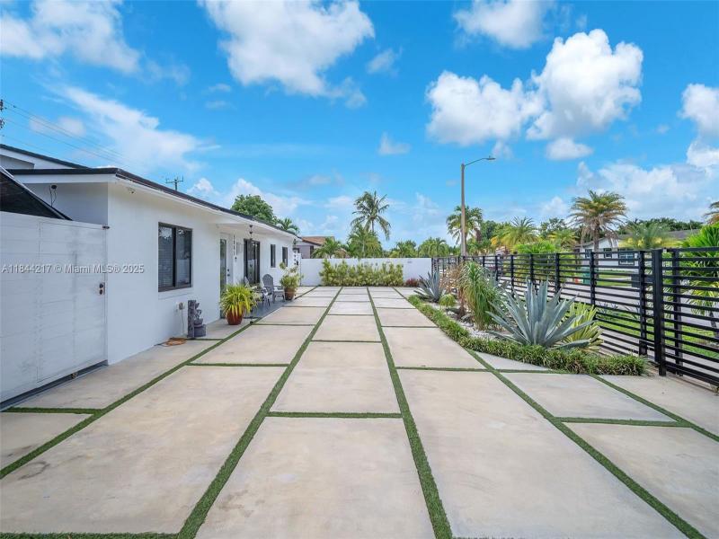 Property photo # 8