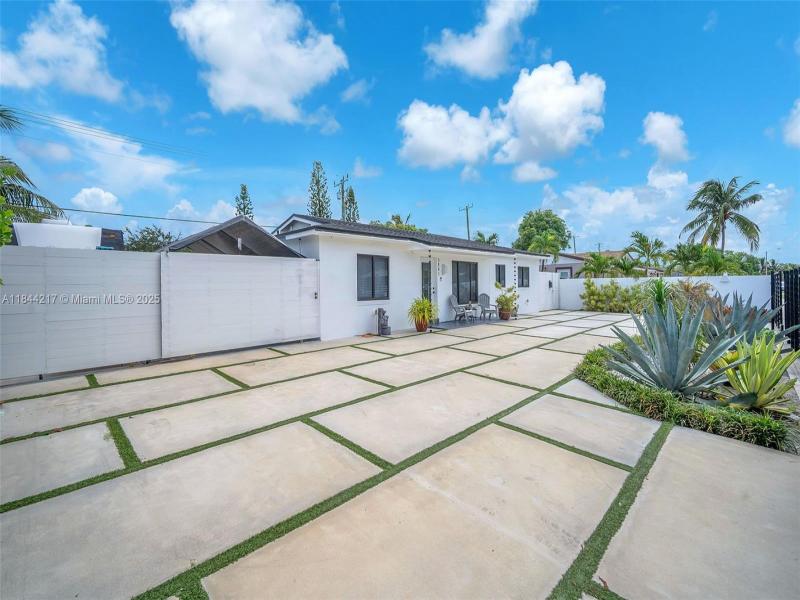 Property photo # 7