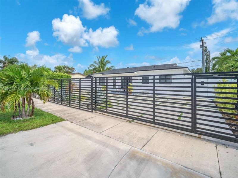 Property photo # 2