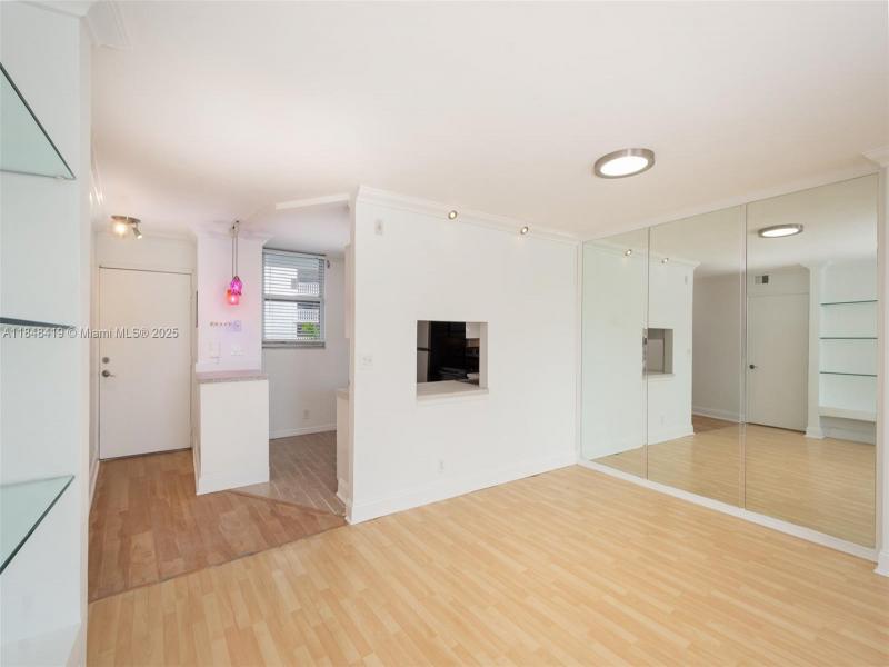 Comprar apartamento en Coral Isle East 408