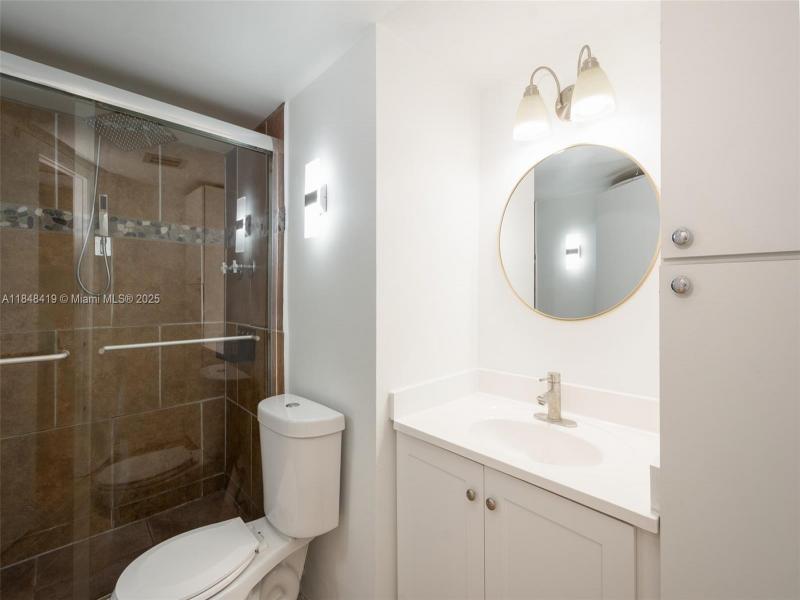 Comprar apartamento en Coral Isle East 408
