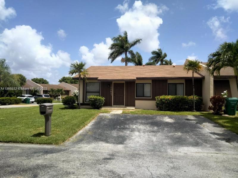 Property photo # 0