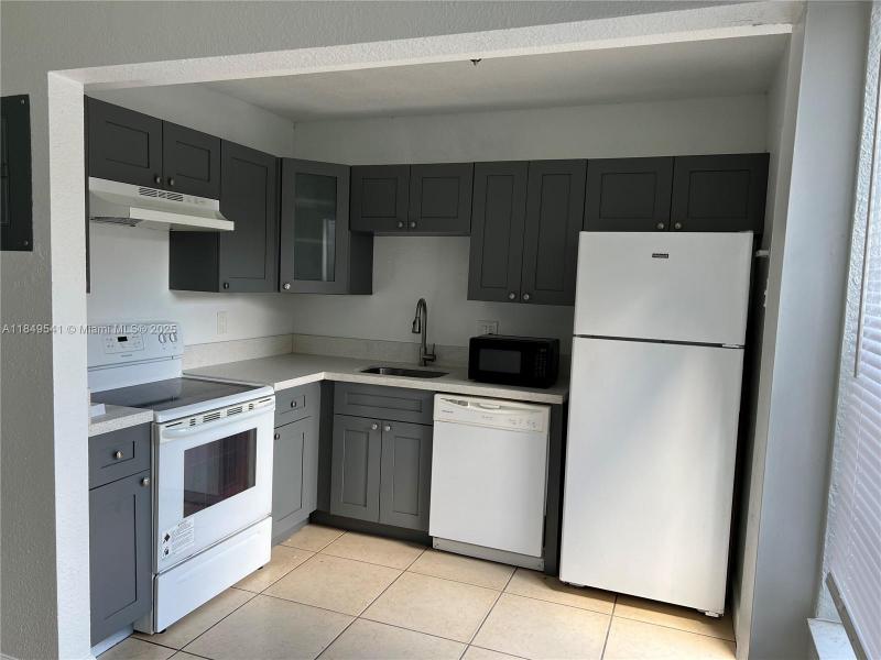 Property photo # 0