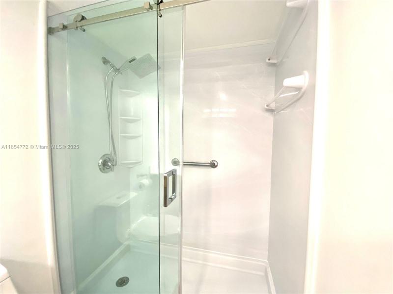 Comprar apartamento en Winston Towers 615