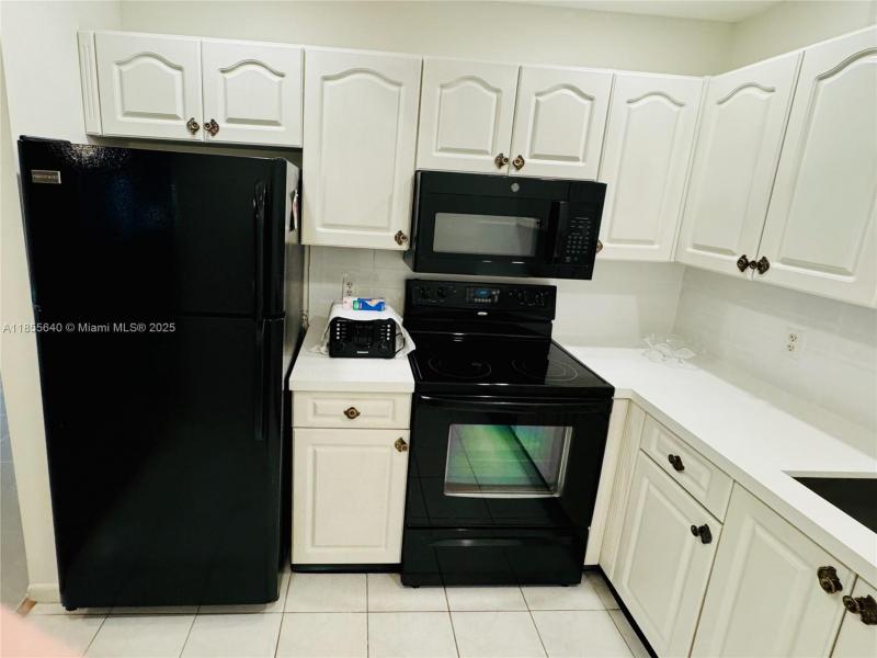Property photo # 9