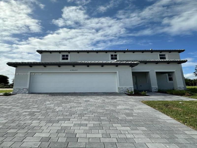 Property photo # 0