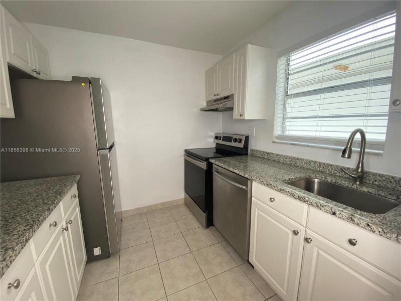 Property photo # 7
