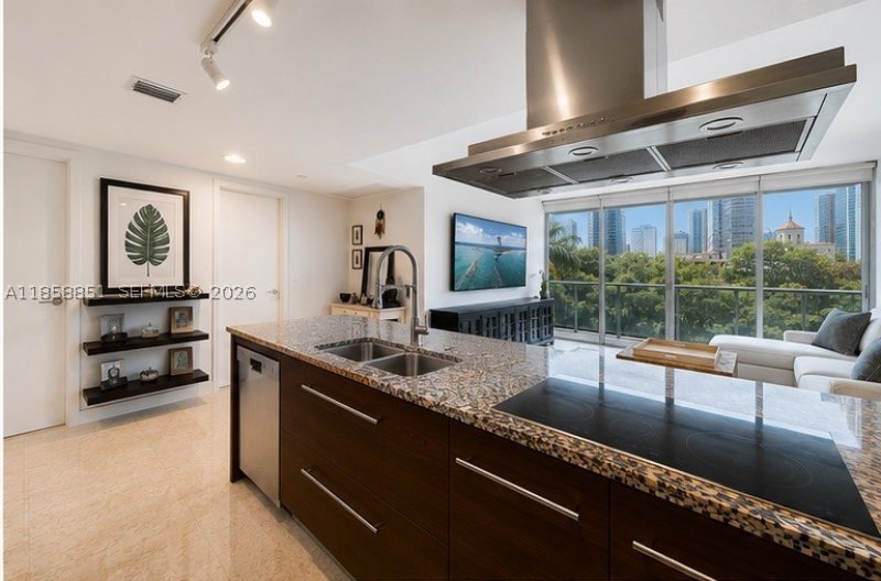 Comprar apartamento no Icon Brickell Tower II 411