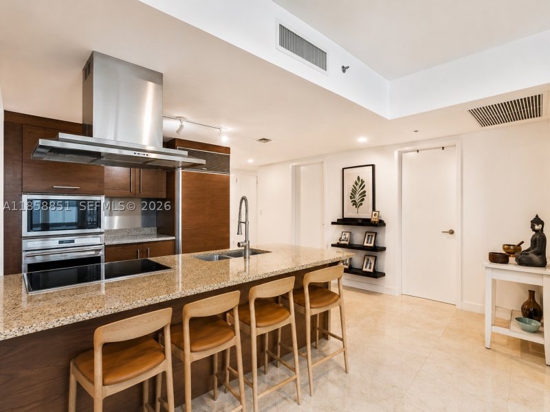 Comprar apartamento no Icon Brickell Tower II 411