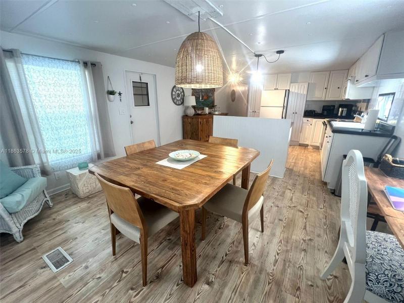 Property photo # 7
