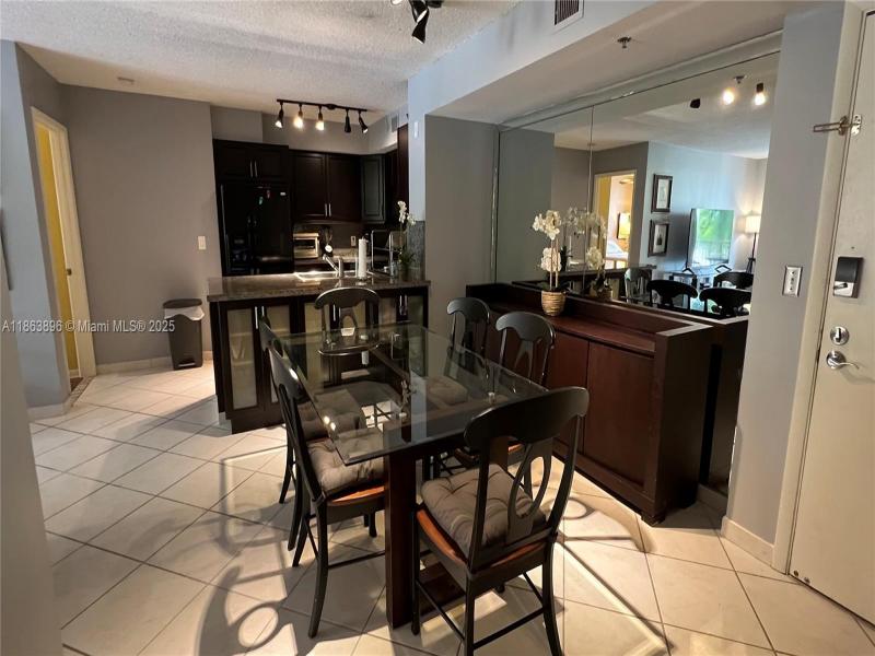 Comprar apartamento en The Yacht Club at Aventura 8305