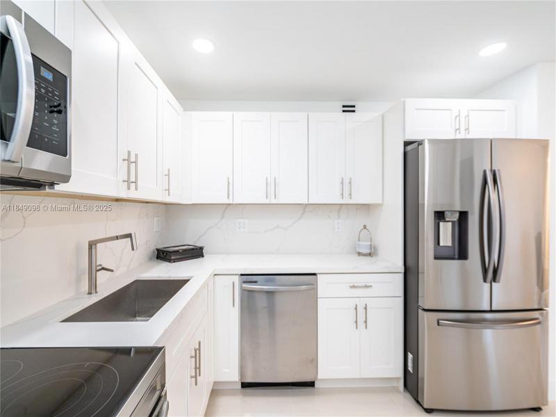 Property photo # 7
