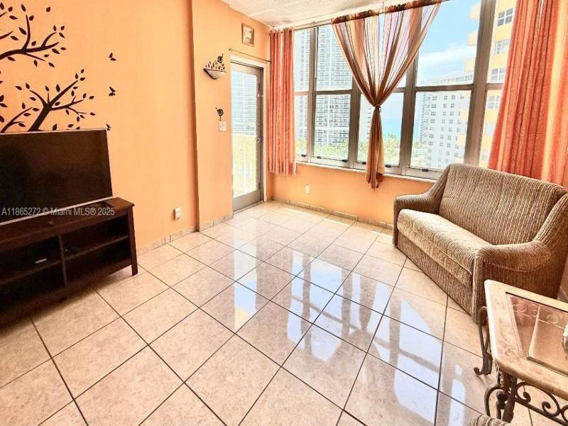 Property photo # 7