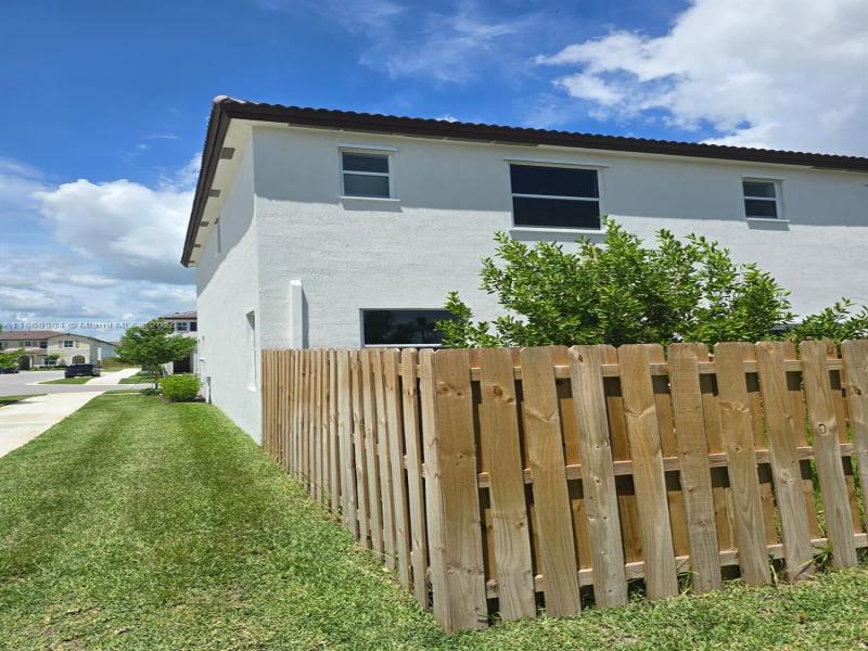 Property photo # 4
