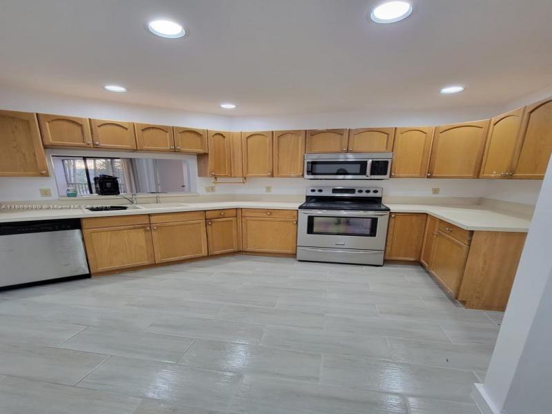 Property photo # 6