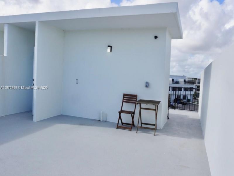 Property photo # 7