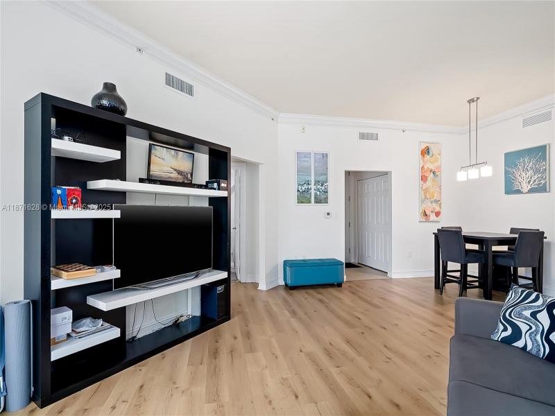 Comprar apartamento en Alaqua 135