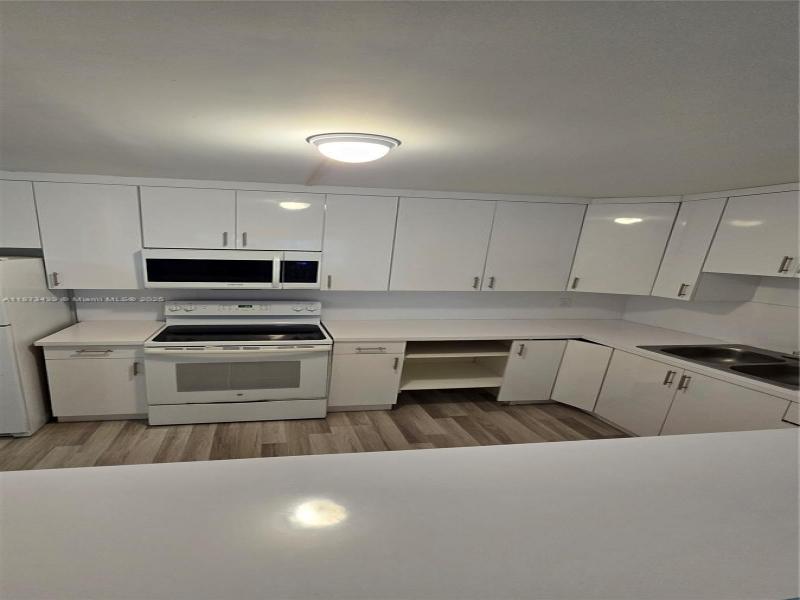 Property photo # 0