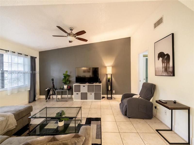 Property photo # 6