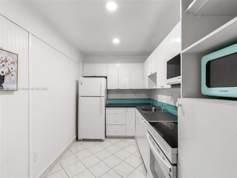 Property photo # 8