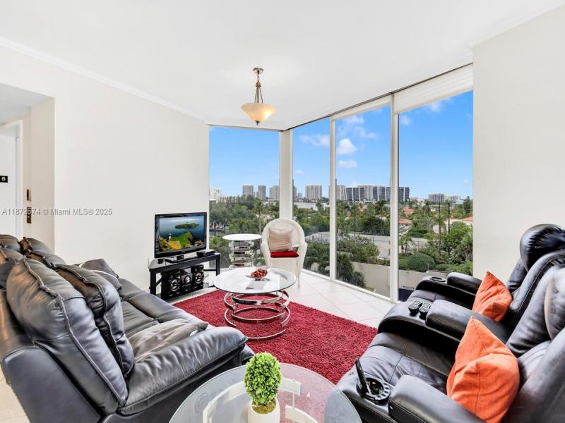 Property photo # 8