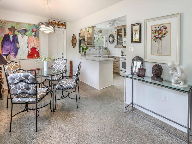 Property photo # 6