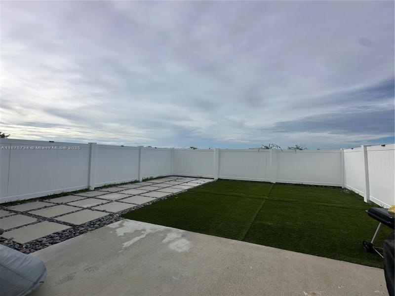 Property photo # 0