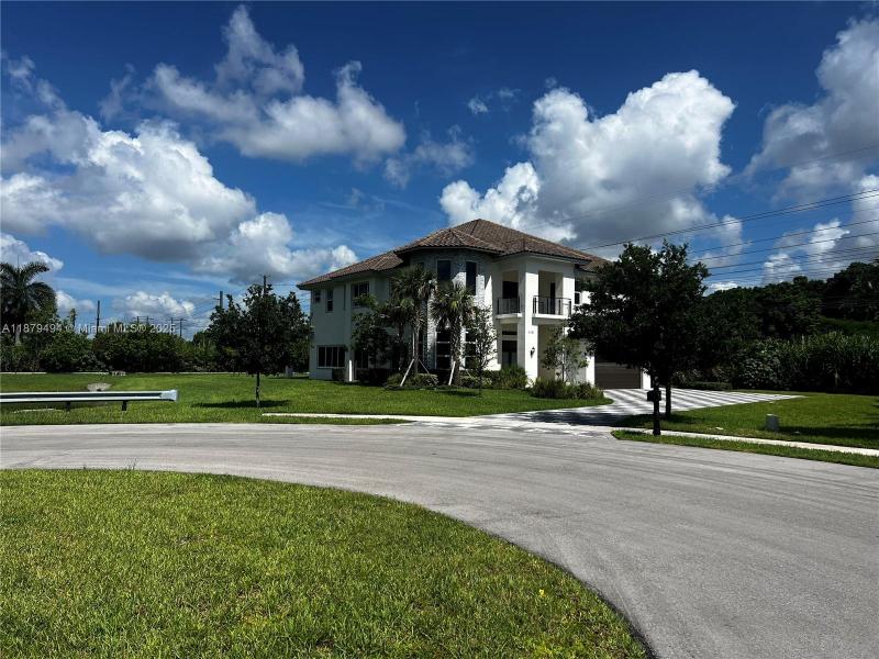 Property photo # 7