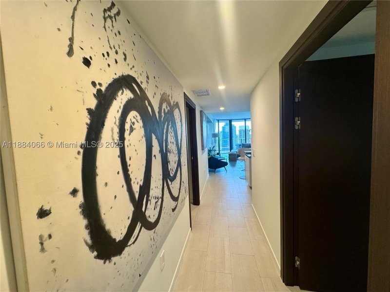 Condo for sale at Brickell Flatiron 3302