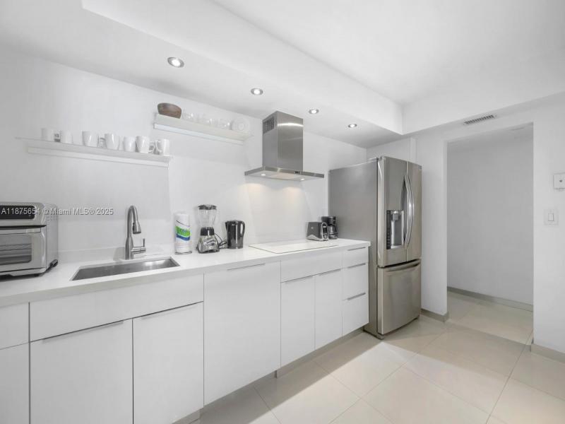 Property photo # 9
