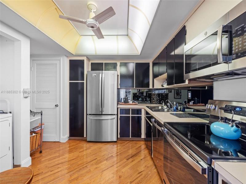 Property photo # 4