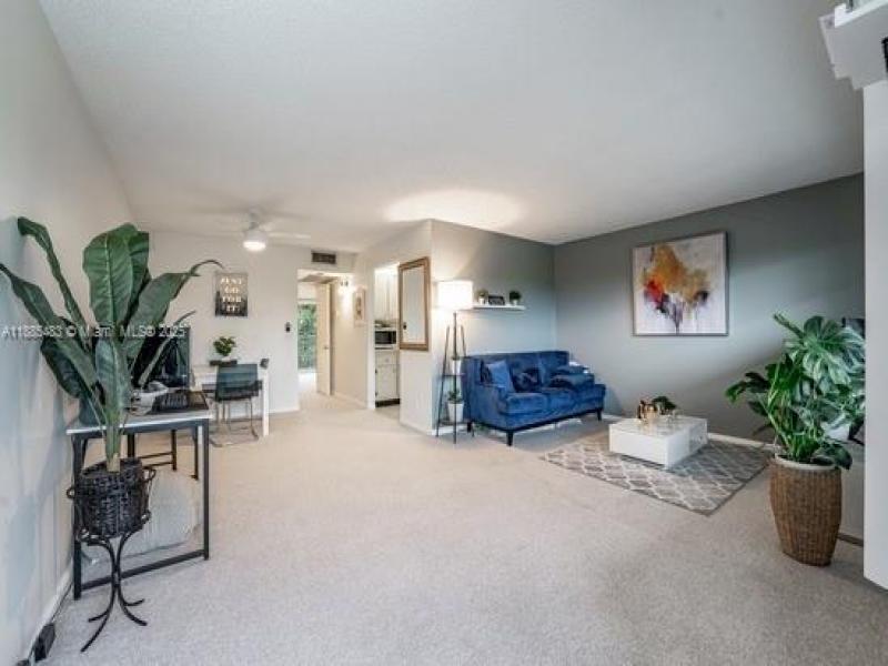 Property photo # 9