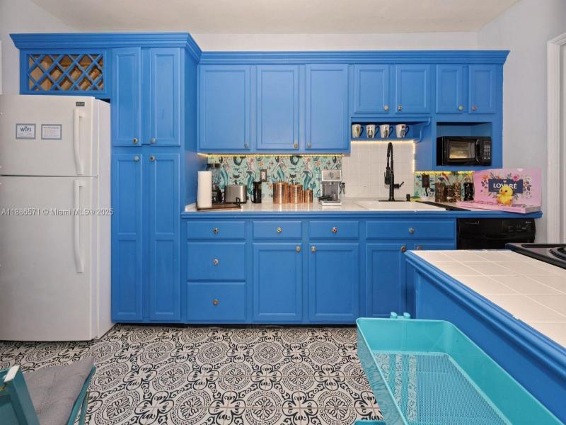Property photo # 6
