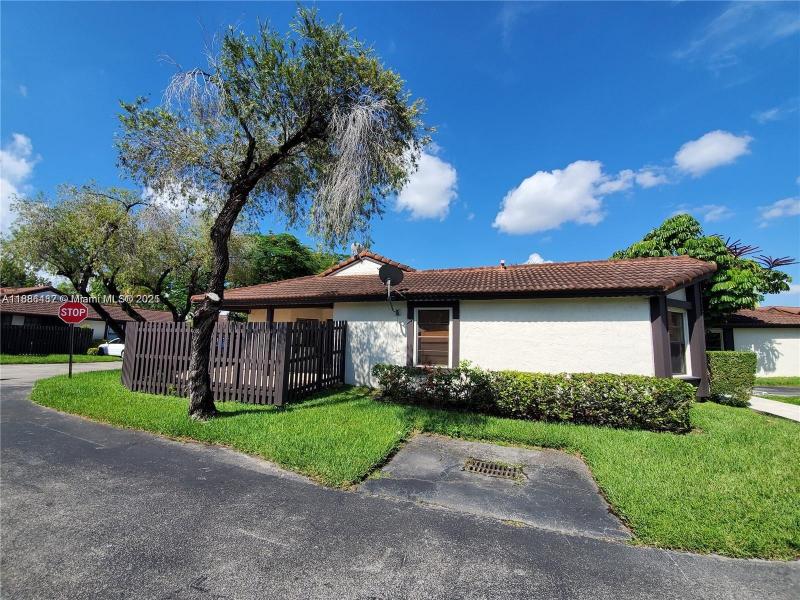 Property photo # 6