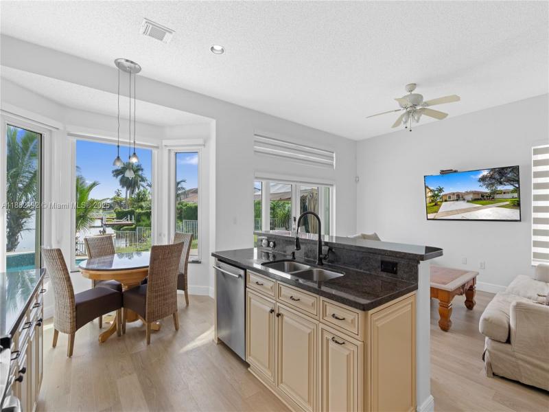 Property photo # 8