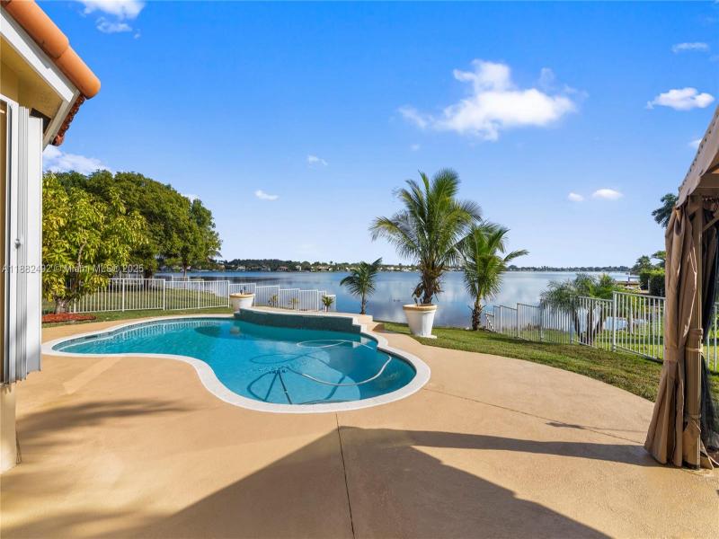 Property photo # 3