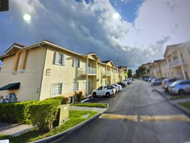 Property photo # 0