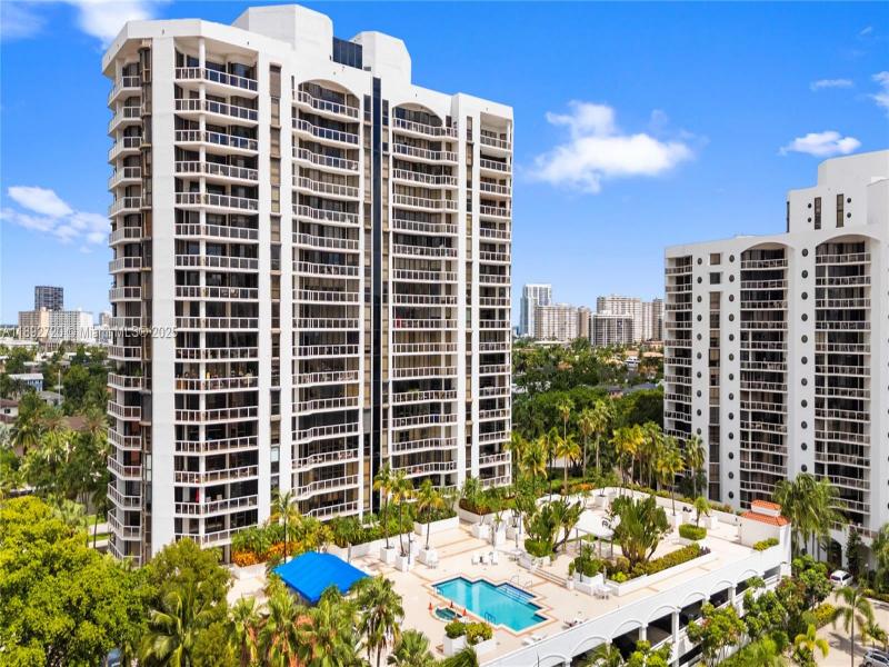 Comprar apartamento en Harbor Tower at Waterways 1004
