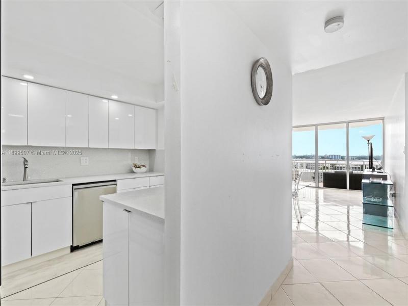 Comprar apartamento en Del Prado South Tower 1003