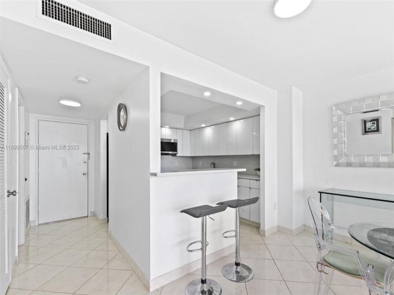 Comprar apartamento en Del Prado South Tower 1003