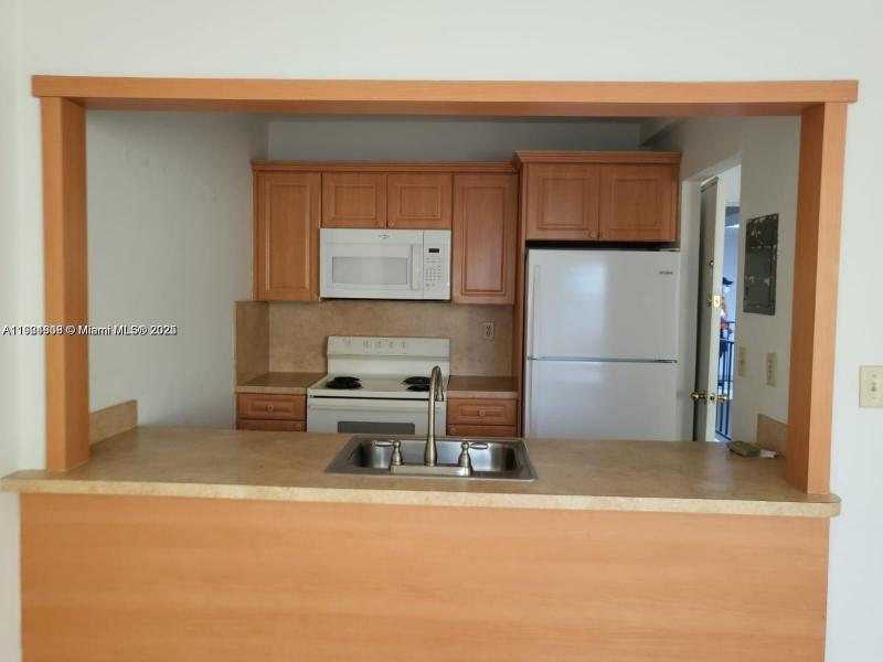 Property photo # 6