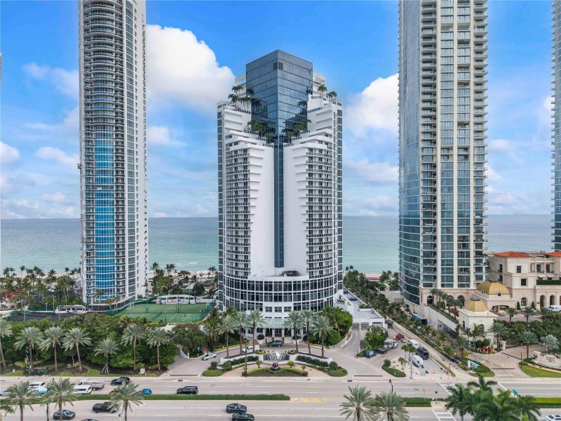 Trump International Sonesta Beach Resort Apt #2806