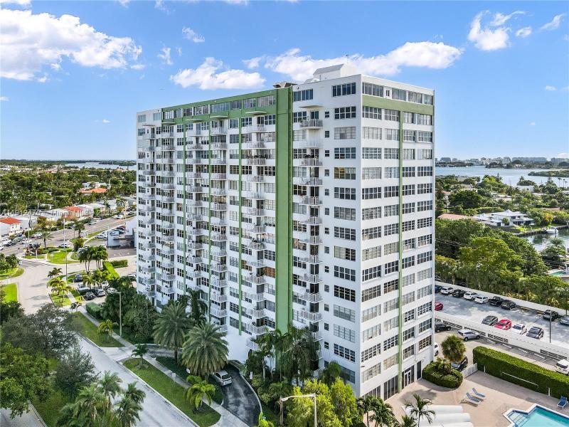 Comprar apartamento en Bayview Towers A207