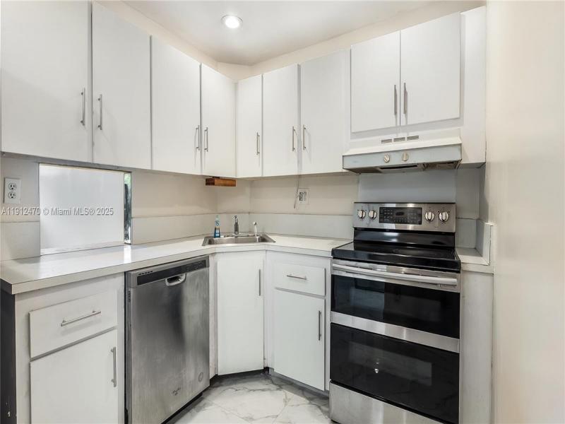 Comprar apartamento en Bayview Towers A207