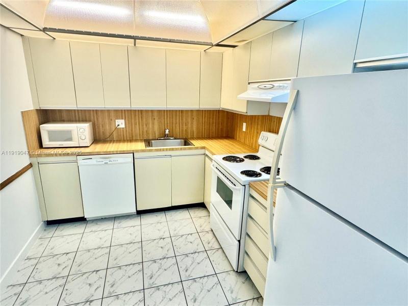 Condo for sale at Olympus Condo 1109