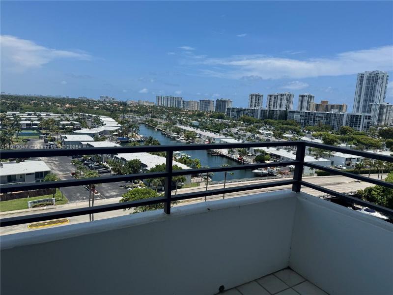 Condo for sale at Olympus Condo 1109